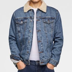 Zara Oversized Fleece-lined Denim Jacket
